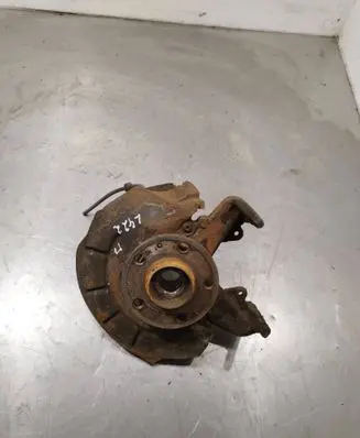 Volkswagen Polo V 6R Front wheel hub spindle knuckle