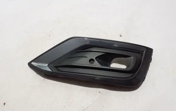 Volvo S60 Front bumper lower grill 31455641