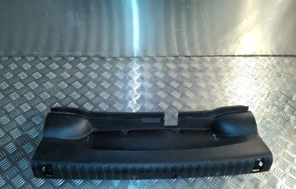 BMW 1 E81 E87 Trunk/boot sill cover protection 7123335