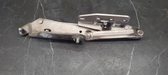 Renault Megane I Tailgate hinge 69121-8