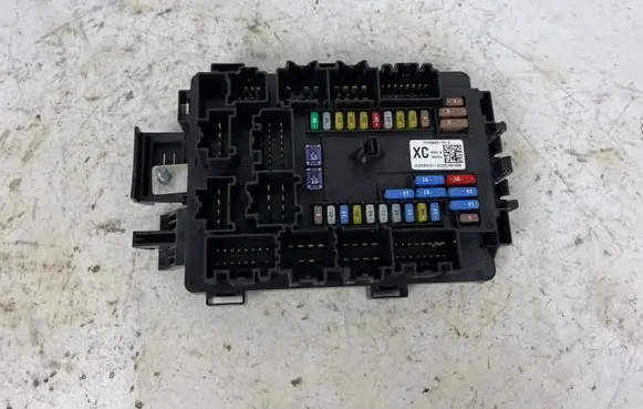 Tesla Model X Fuse module 103440901C