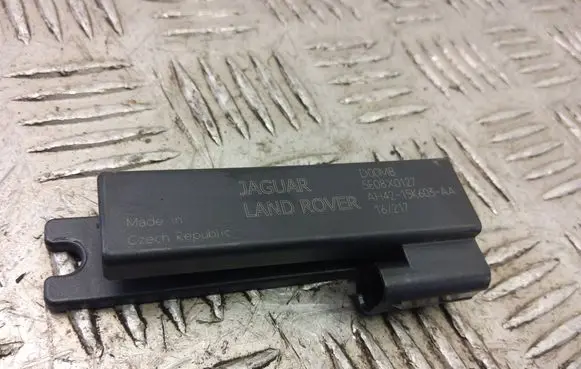 Land Rover Discovery 5 Keyless system antenna AH4215K603AA