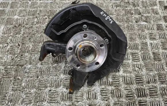 Audi A1 Front wheel hub 2Q0615312