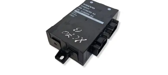Volvo XC70 Tailgate/trunk control unit/module 31402469 31352204 31386725