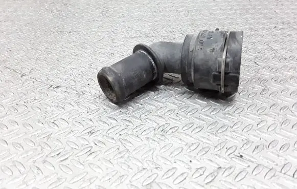 Volkswagen Golf IV Engine coolant pipe/hose