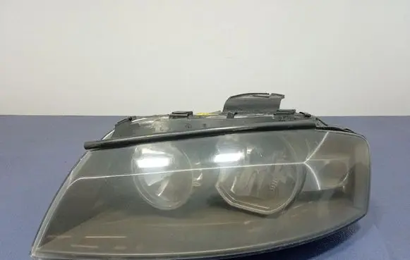 Audi A3 S3 8P Headlight/headlamp 8P0941003A