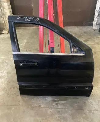 Jeep Grand Cherokee (WK) Front door