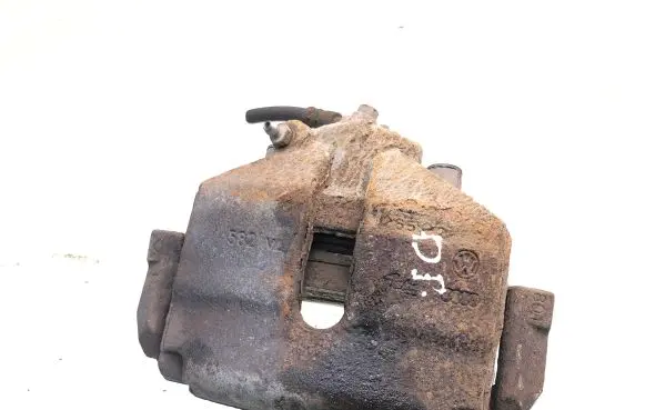 Volkswagen Golf VI Front brake caliper