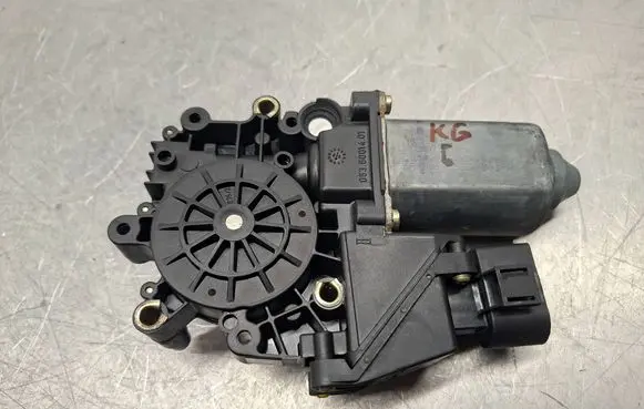 Audi A6 S6 C5 4B Rear door window regulator motor 101144114 05071975 0536001401