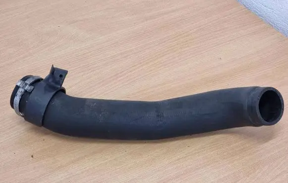 Volvo S40 Intercooler hose/pipe 6M516K863HB D05WB