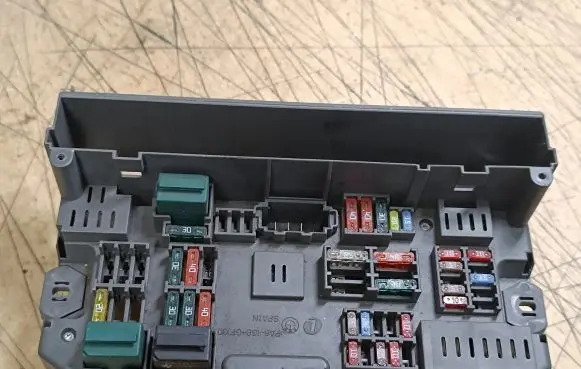 BMW X5 E70 Fuse module 518967010C 518967010 6976384026114