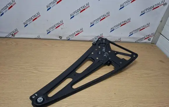 BMW 7 E38 Rear door window regulator with motor 8125203