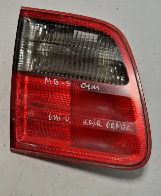 Mercedes-Benz E W210 Tailgate rear/tail lights A2108207364 324521 4230