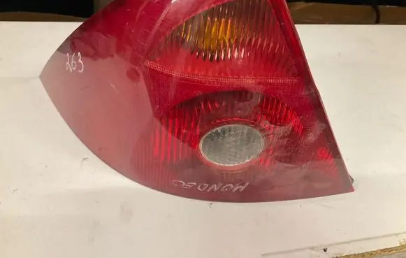 Ford Mondeo Mk III Rear/tail lights 1S7113405A