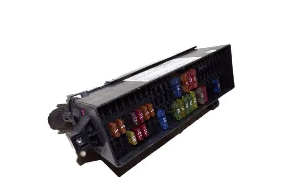 Volkswagen Caddy Fuse module 2K6970