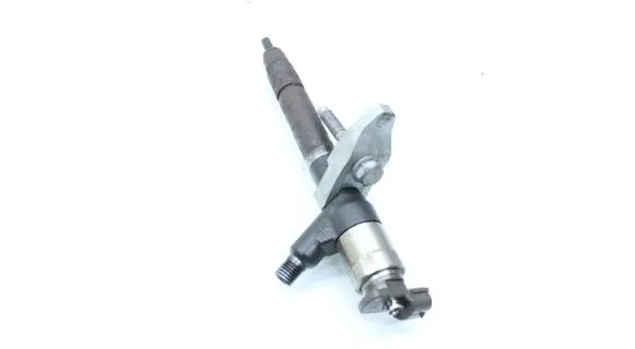 Opel Astra K Fuel injector 55578075 09040C02