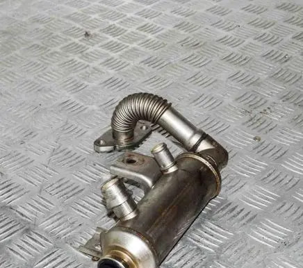 Ford Focus EGR valve cooler 4M5Q9F464BC