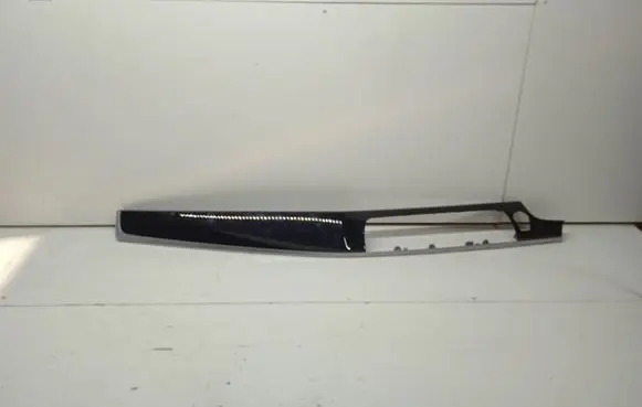 Dashboard glove box trim