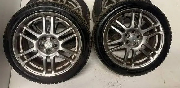 Toyota Scion R17 alloy rim 