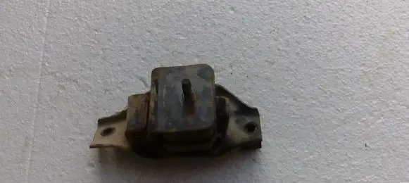 Subaru XV Engine mount bracket 41031SC010 41022FA000