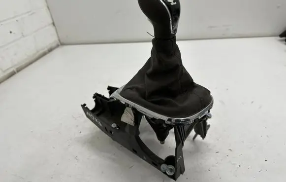 Opel Mokka X Gear shifter/selector 55591412