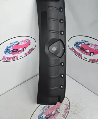 Radiator trim