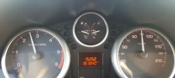 Peugeot 207 Engine DV4TD 8HZ 181840KM