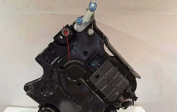 Peugeot 3008 I AdBlue liquid reservoir 12678023