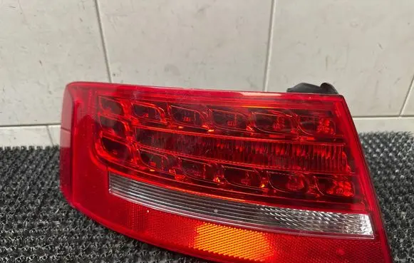 Audi A5 8T 8F Rear/tail lights 8T0945095D
