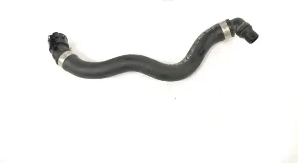 Mercedes-Benz CLS C219 Engine coolant pipe/hose A2118300496