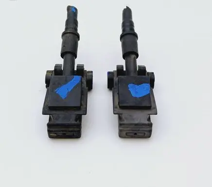 Volkswagen Golf IV Windshield washer spray nozzle 3B0955985C