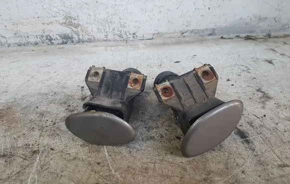Toyota Corolla Verso AR10 Headlight washer spray nozzle