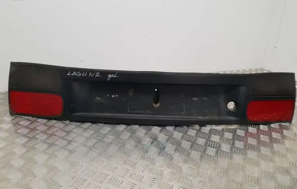 Renault Laguna I Tailgate trim 7700820049