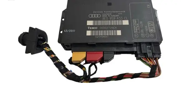 Audi A4 S4 B7 8E 8H Comfort/convenience module 8E0959433CL 00002726E4 02549897