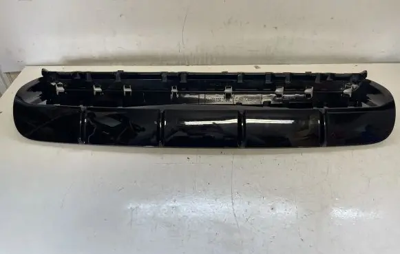 Porsche Cayenne (9Y0 9Y3) Rear bumper trim bar molding 9Y0807834 9Y0807834K 9Y0807834D