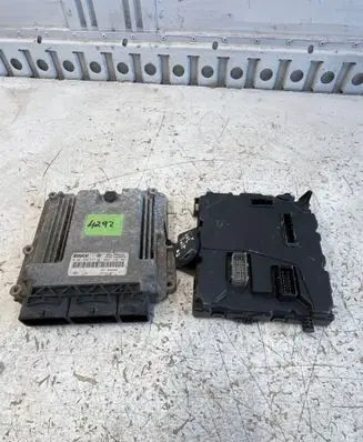 Renault Master III Engine control unit/module 237102265R 237104134R 0281030577