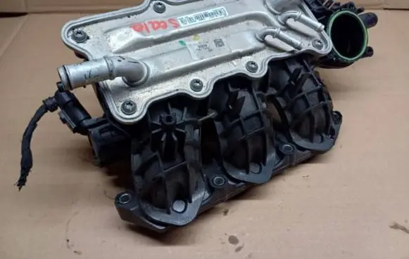 Skoda Scala Intake manifold 04C129711G 04C129711 04C12970