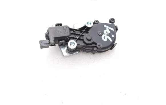 Mercedes-Benz GLS X166 Vent window/glass motor A1666700104 C02231104