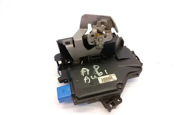 Audi A8 S8 D2 4D Rear door lock 4E0839016 PA66307GF