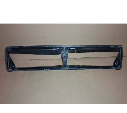 BMW 5 F10 F11 Radiator trim 18779815