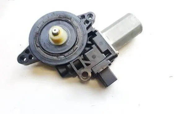 Mazda 6 Front door window regulator motor D6515858X