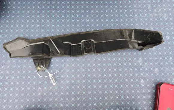 Audi A3 S3 8P Fender end trim 8P0821111B