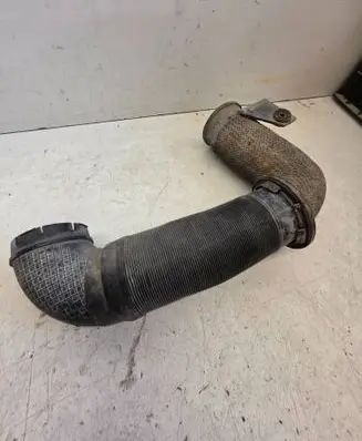 KIA Sorento Air intake duct part 282003E000