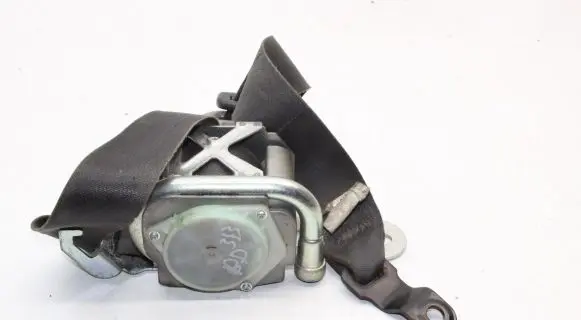 Chrysler 300 - 300C Front seatbelt