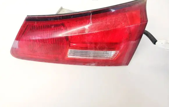Lexus IS 220D-250-350 Tailgate rear/tail lights chikoh5342 chikoh53-42