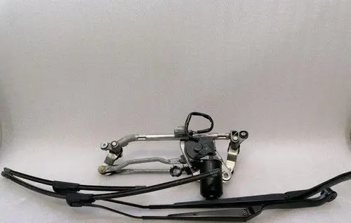 Ferrari FF Front wiper linkage and motor 83736600