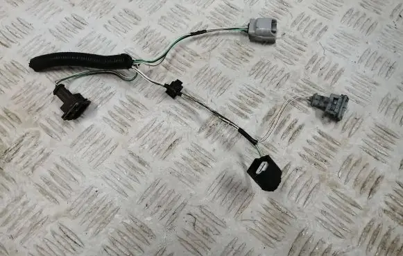 Citroen C1 Headlight/headlamp wiring loom/harness 