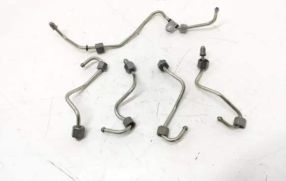 Renault Espace V (RFC) Fuel injector supply line/pipe 