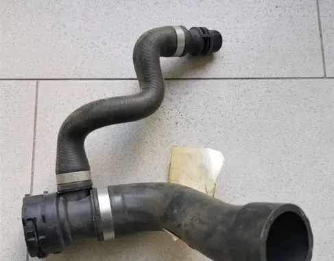 BMW 5 E60 E61 Engine coolant pipe/hose 17127546064