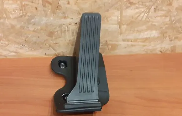 Mazda CX-5 II Accelerator throttle pedal 2191 6PV312041